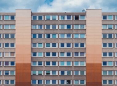 Symbolbild eines Hochhauses. (CC by pxhere)